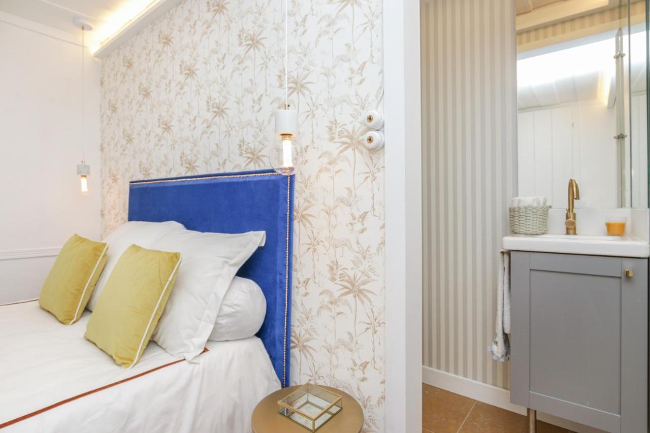 Golden Cage Chiado - Charm Historic And Cozy Appartement Lissabon Buitenkant foto