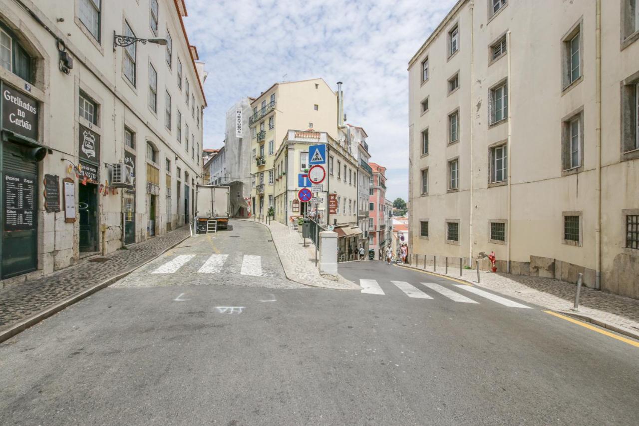Golden Cage Chiado - Charm Historic And Cozy Appartement Lissabon Buitenkant foto