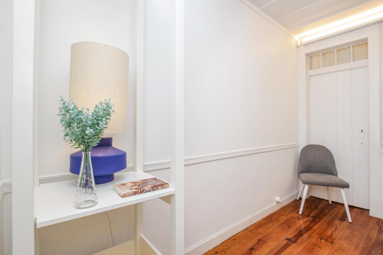 Golden Cage Chiado - Charm Historic And Cozy Appartement Lissabon Buitenkant foto