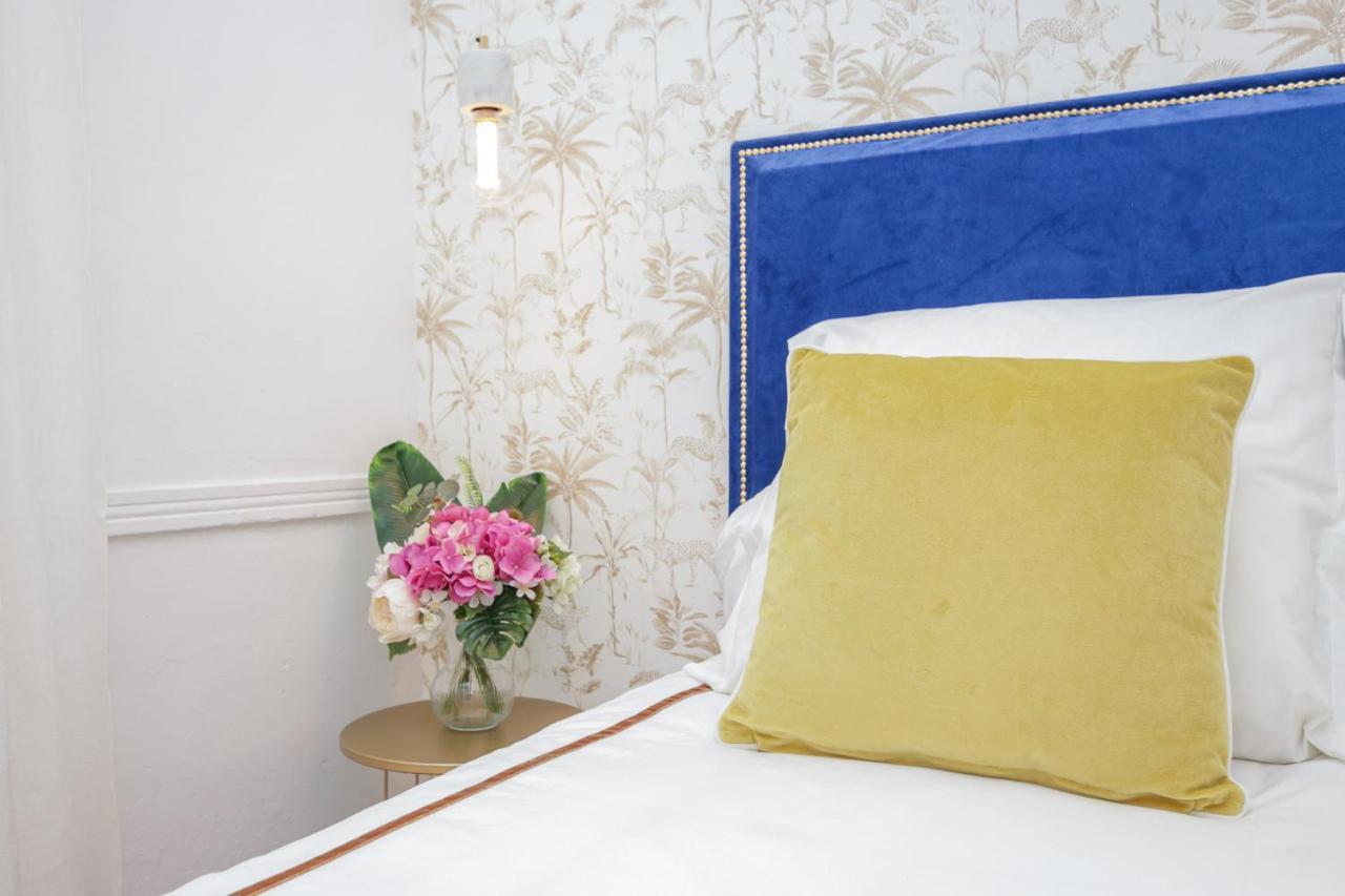 Golden Cage Chiado - Charm Historic And Cozy Appartement Lissabon Buitenkant foto