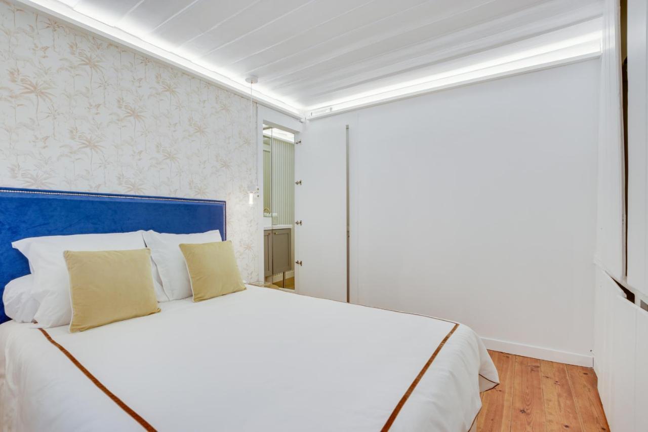 Golden Cage Chiado - Charm Historic And Cozy Appartement Lissabon Buitenkant foto